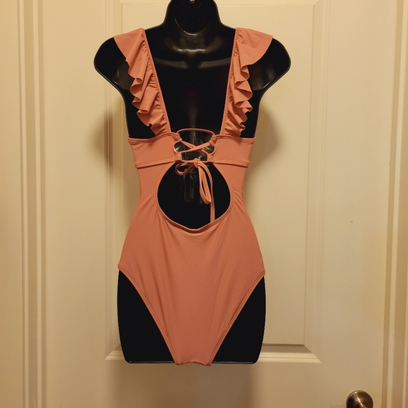 Mauve Ruffled Cupshe Swimsuit - Picture 3 of 4